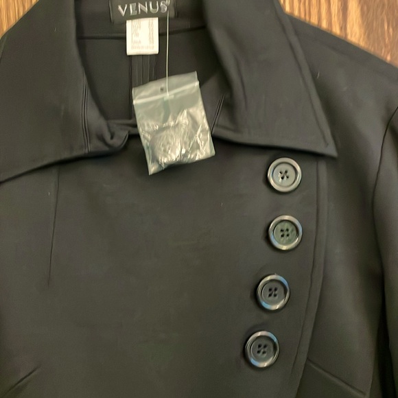 -Venus Women’s Jacket NWT - Picture 3 of 5